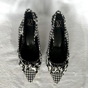 New York & Company Black and White Houndstooth Kitten Heel Shoes NEW Size 7.5